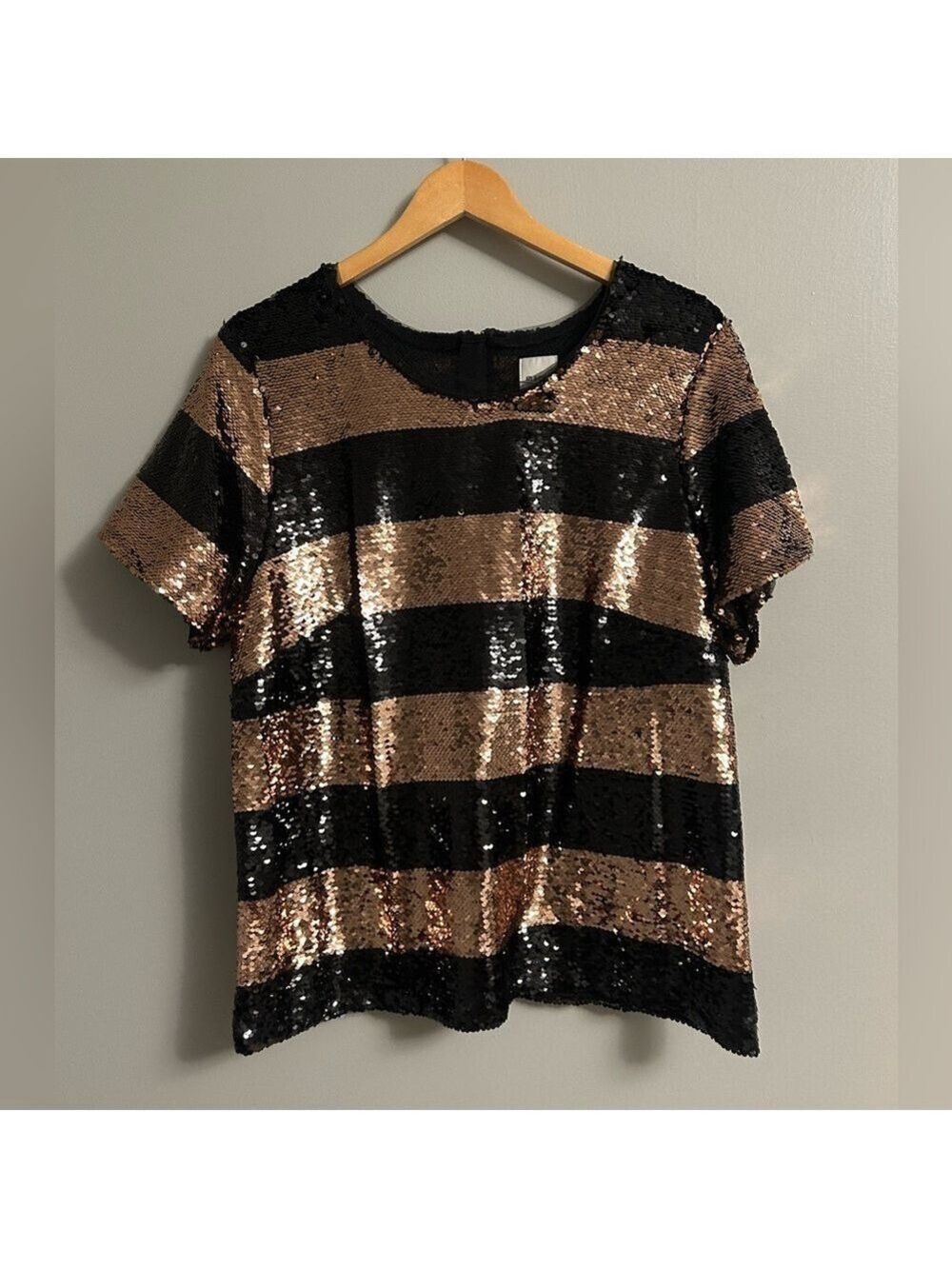 Maeve Black and Gold Sequin Top - Picture 4 of 10